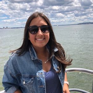 Meet your Posher, Nicole